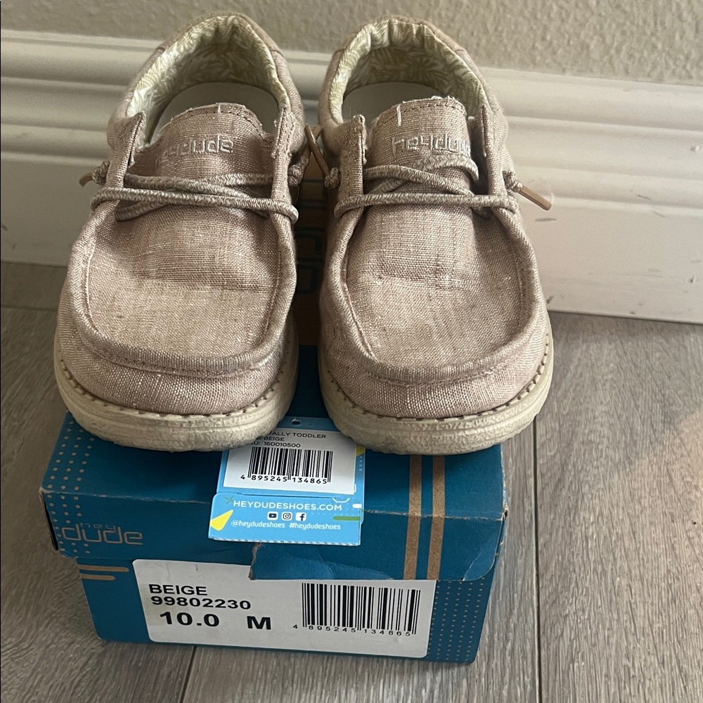 Hey Dude Kids Moccasins in Beige